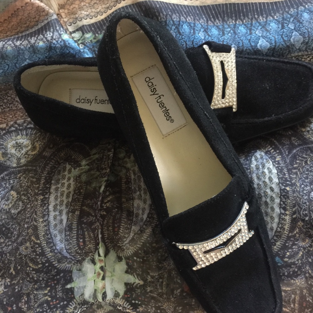 Daisy Fuentes Velvet Shoes